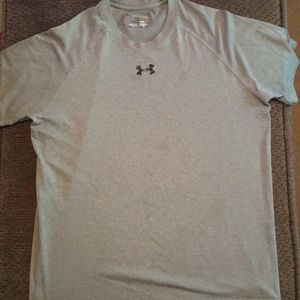 Under armour t shirt